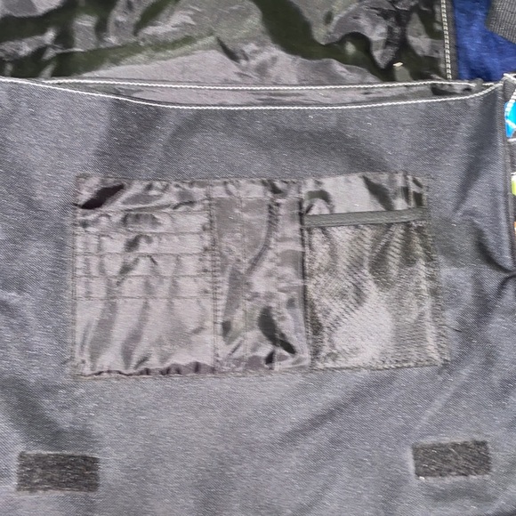 Sketchers Heart laptop bag/ crossbody school bag - Picture 4 of 5